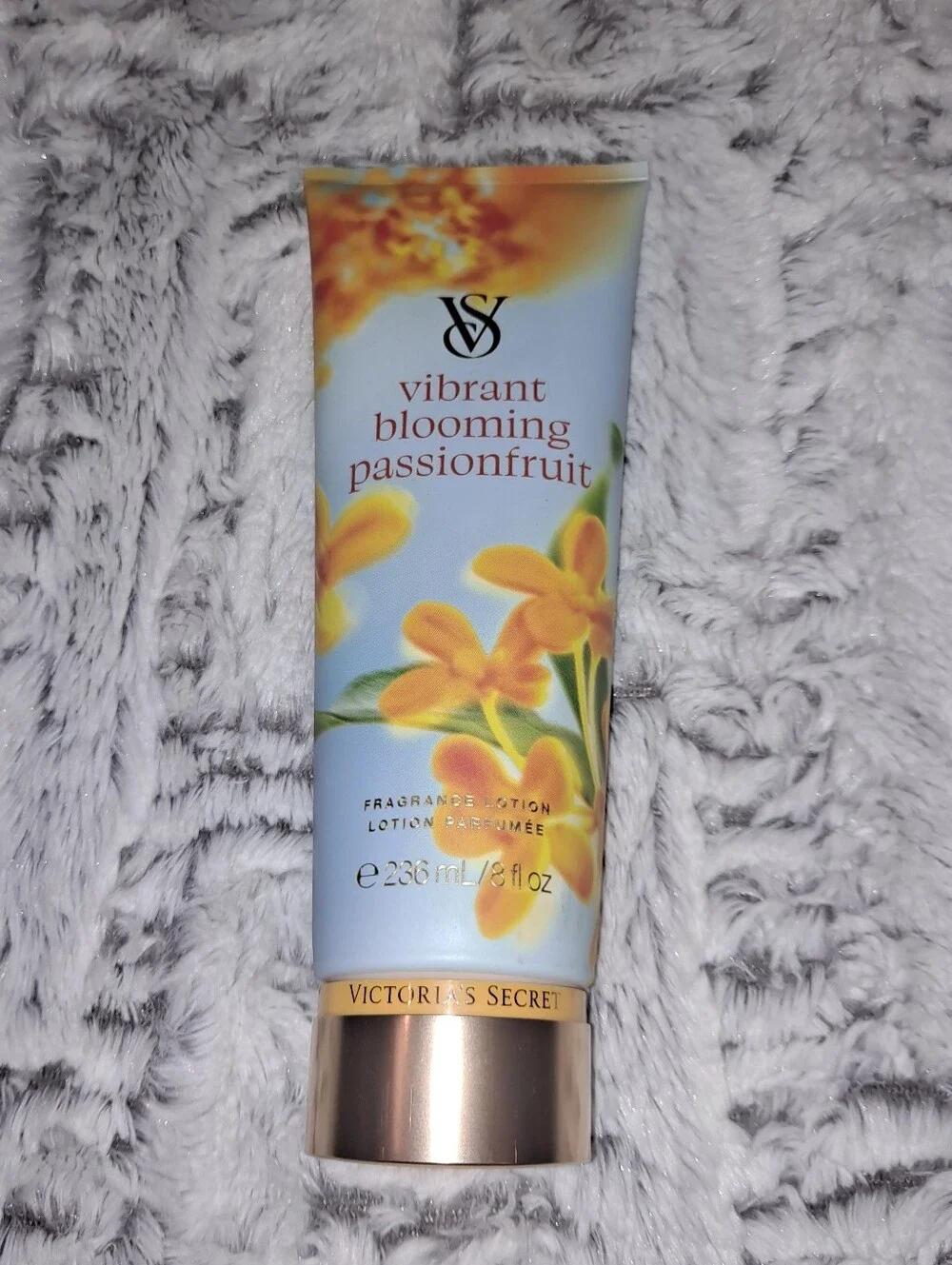 Victoria's Secret Vibrant Blooming Passionfruit Lotion New